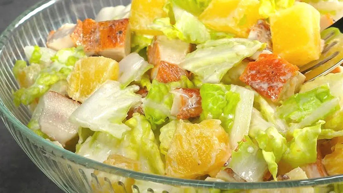 Teď na každou oslavu vídeňský salát je lepší než olivje i Caesar