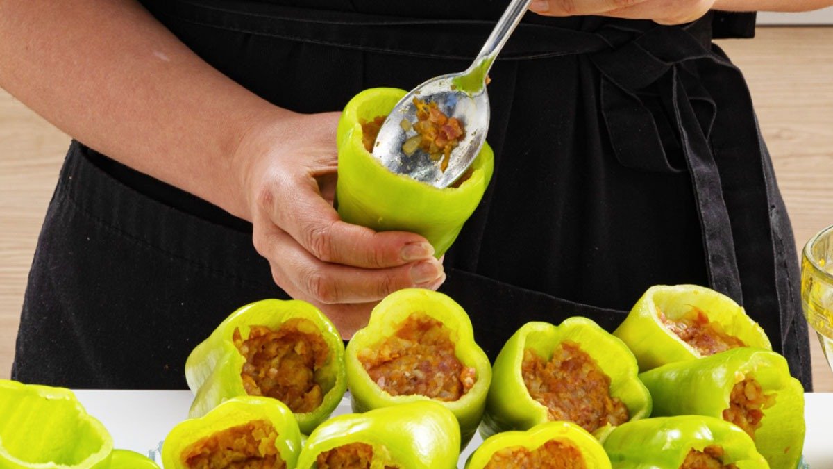 Plněné papriky během chvilky – vegetariánské