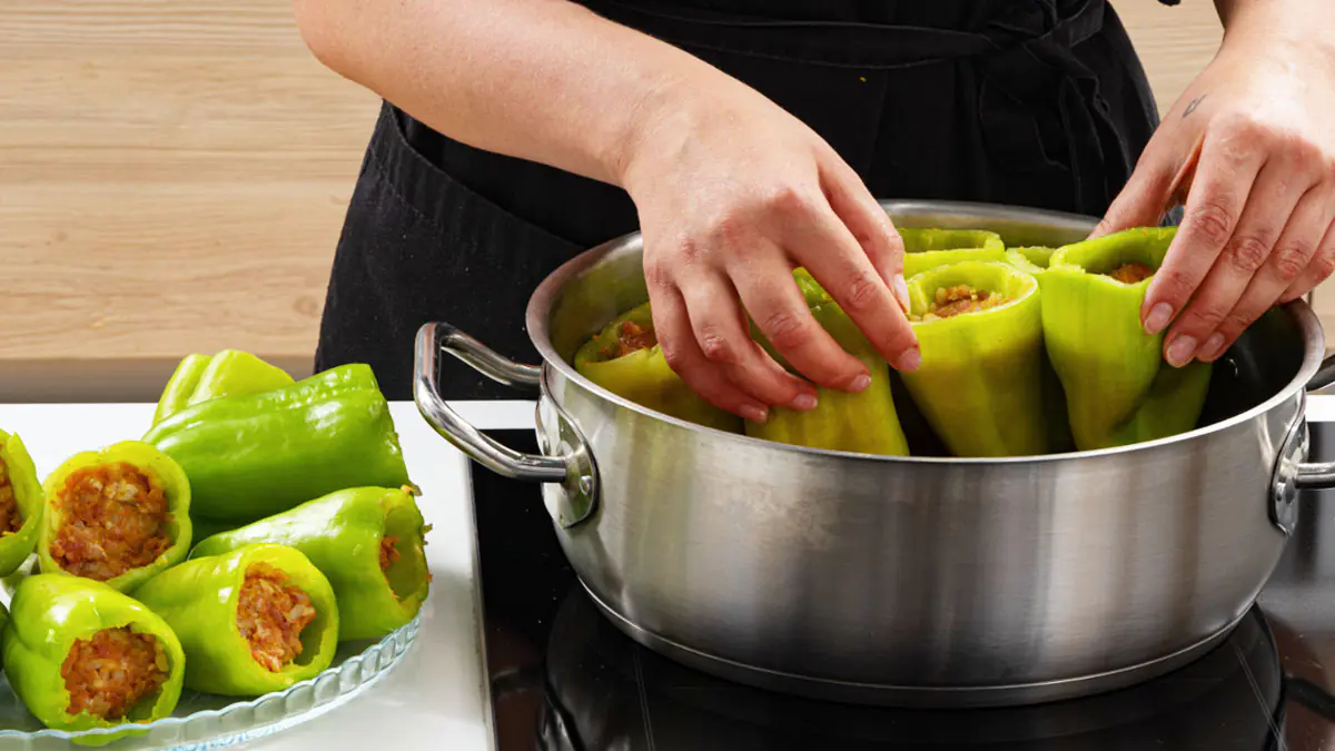 Plněné papriky během chvilky – vegetariánské 2 Plněné papriky během chvilky – vegetariánské