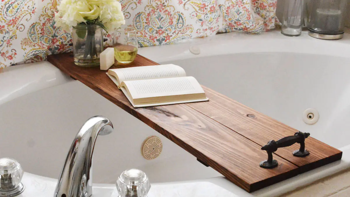 Geniální trik: proč mám v koupelně vždy krájecí prkénko 2 Geniální trik: proč mám v koupelně vždy krájecí prkénko