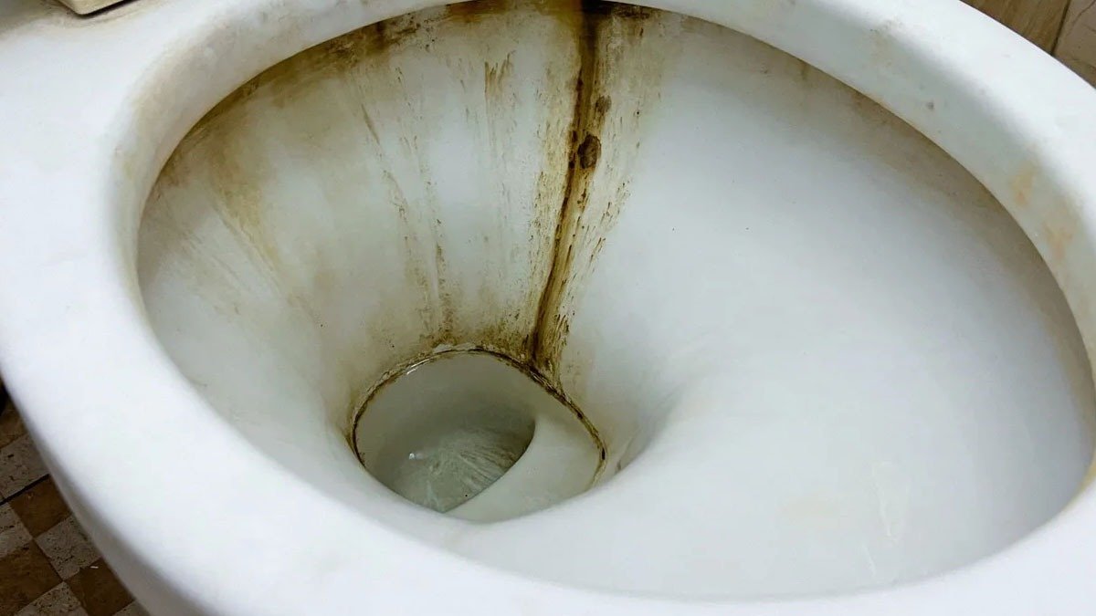 84587653576979769476979479