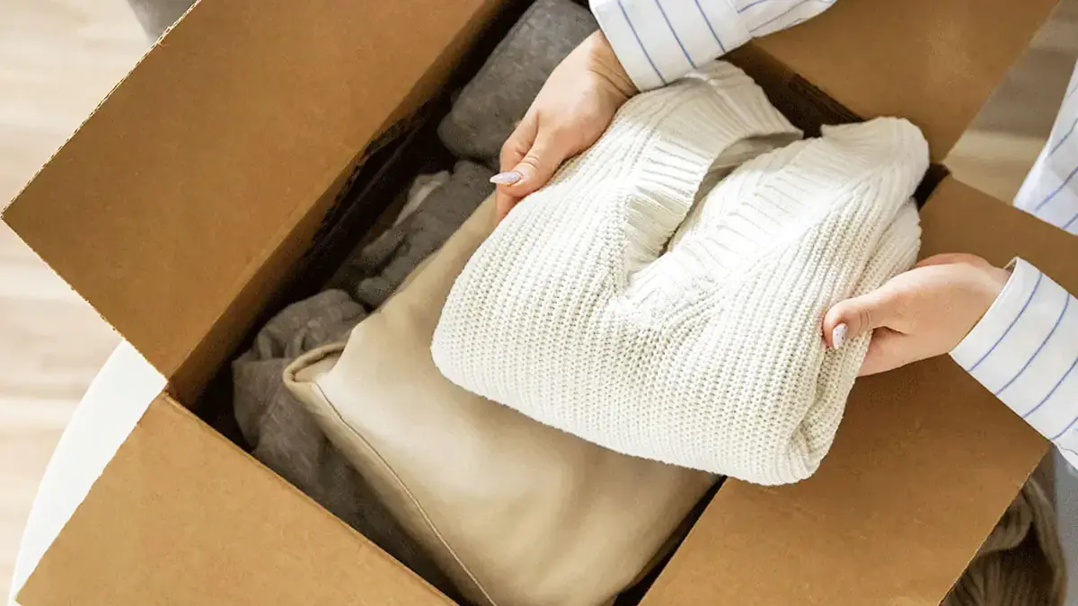 Chlad ustupuje, postarejte se o zimní oblečení, než ho uložíte do skříně