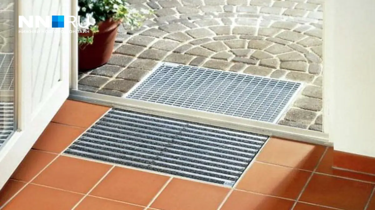 Nikdo už nedává rohožku ke vchodu: podívejte se, co ji nahrazuje v moderních interiérech 2 Nikdo už nedává rohožku ke vchodu: podívejte se, co ji nahrazuje v moderních interiérech