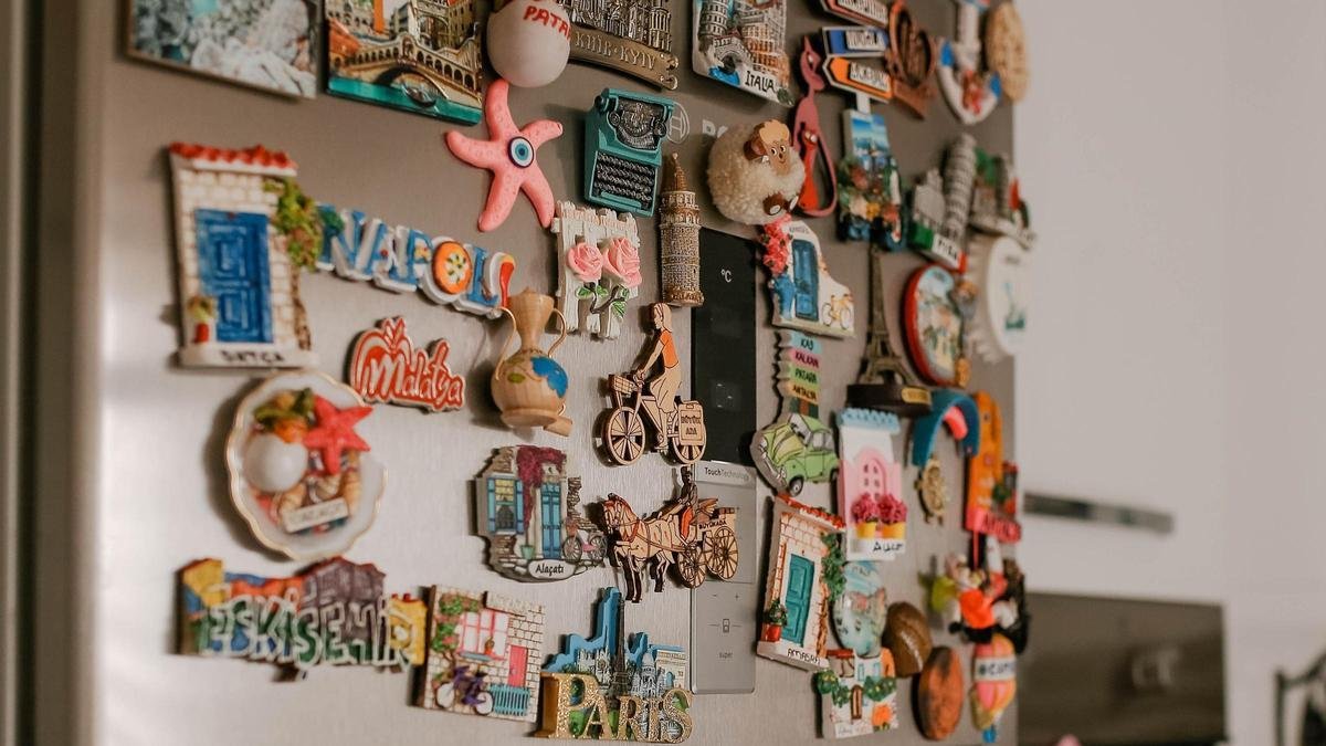 Jak magnety na lednici ovlivňují vaše účty za elektřinu