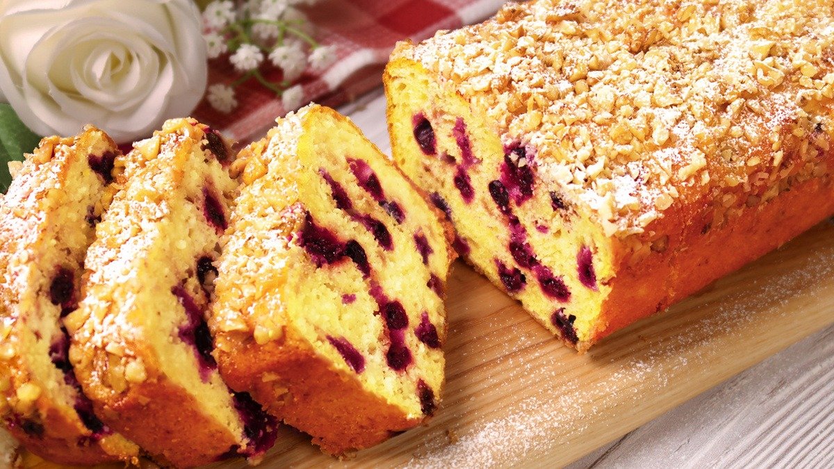 Lehký a nadýchaný jako obláček borůvkový chlebíček