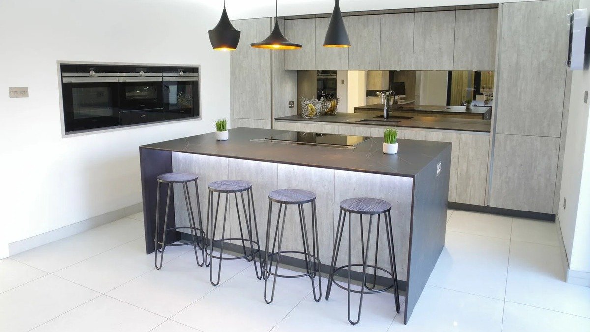 Nikdo už si nevybírá kuchyňský ostrůvek módní alternativa je dnes výrazně funkčnější