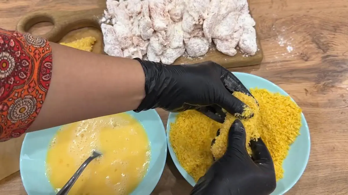 Domácí kuřecí nugetky: křupavé zvenku, šťavnaté uvnitř – chutnější a „čistší“ než z fast foodu