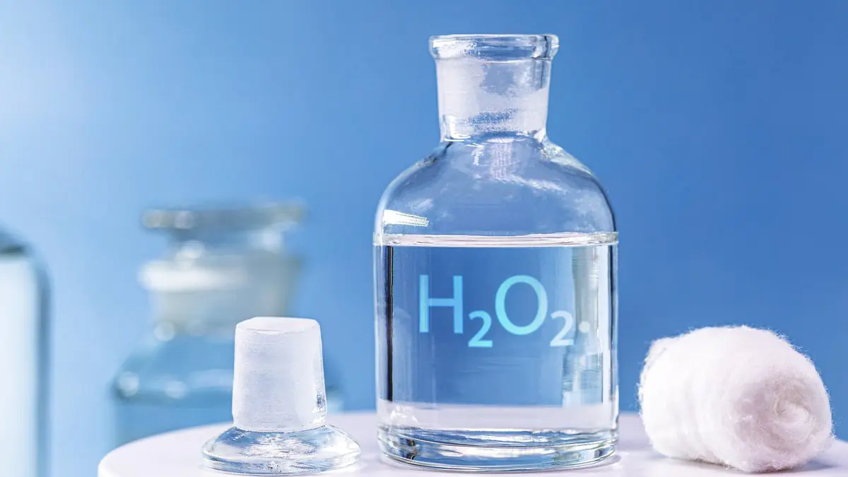 Jak odstranit plíseň v koupelně? Odborník doporučuje 2 běžné prostředky, účinnější než bělidlo 2 Jak odstranit plíseň v koupelně? Odborník doporučuje 2 běžné prostředky, účinnější než bělidlo