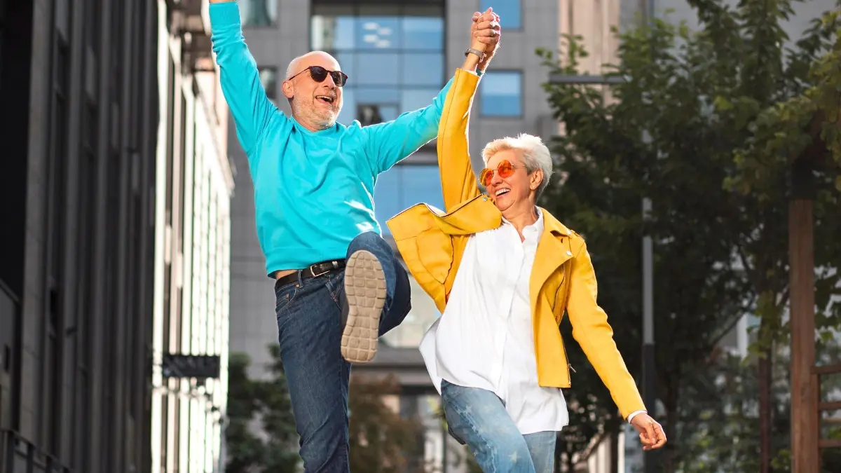 Po 65 letech nestačí jen chodit nebo sportovat tento rytmus pohybu u dlouhověkých lidí mění všechno