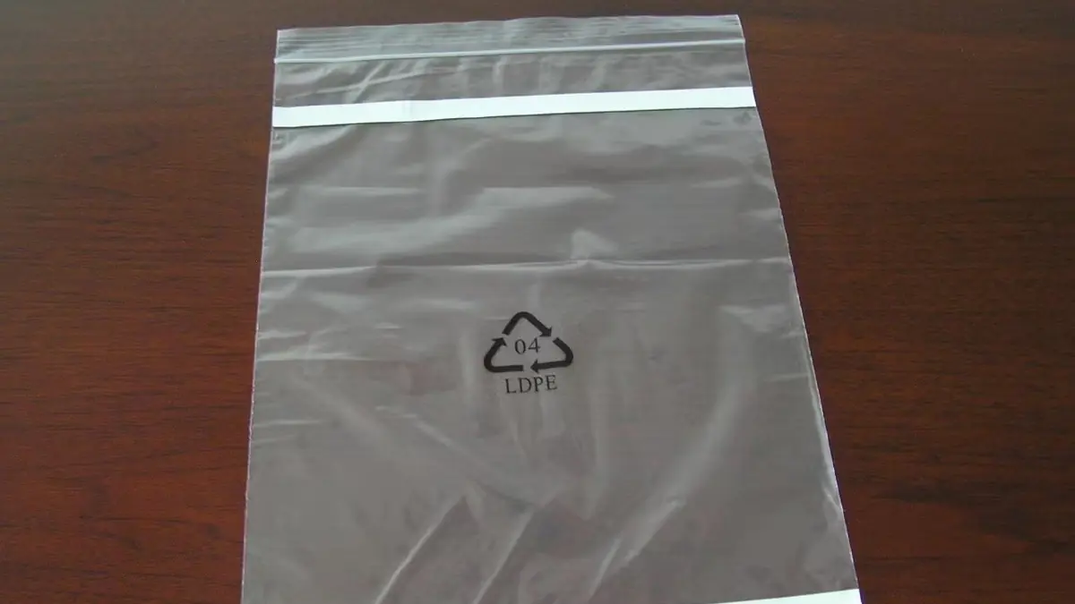 Pokaždé používáme sáčky a myslíme si, že jsou všechny stejné… zkontrolovali jste „ta čtyři písmena“ na zadní straně obalu