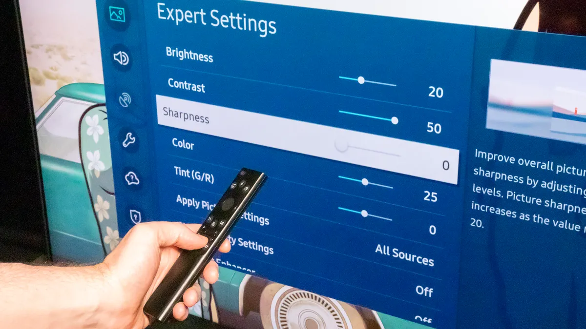 Pokud máte televizor Samsung, měli byste tuto funkci aktivovat