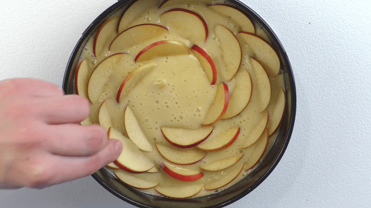 Nejlepší jablečný koláč na světě: sladký recept mé drahé babičky