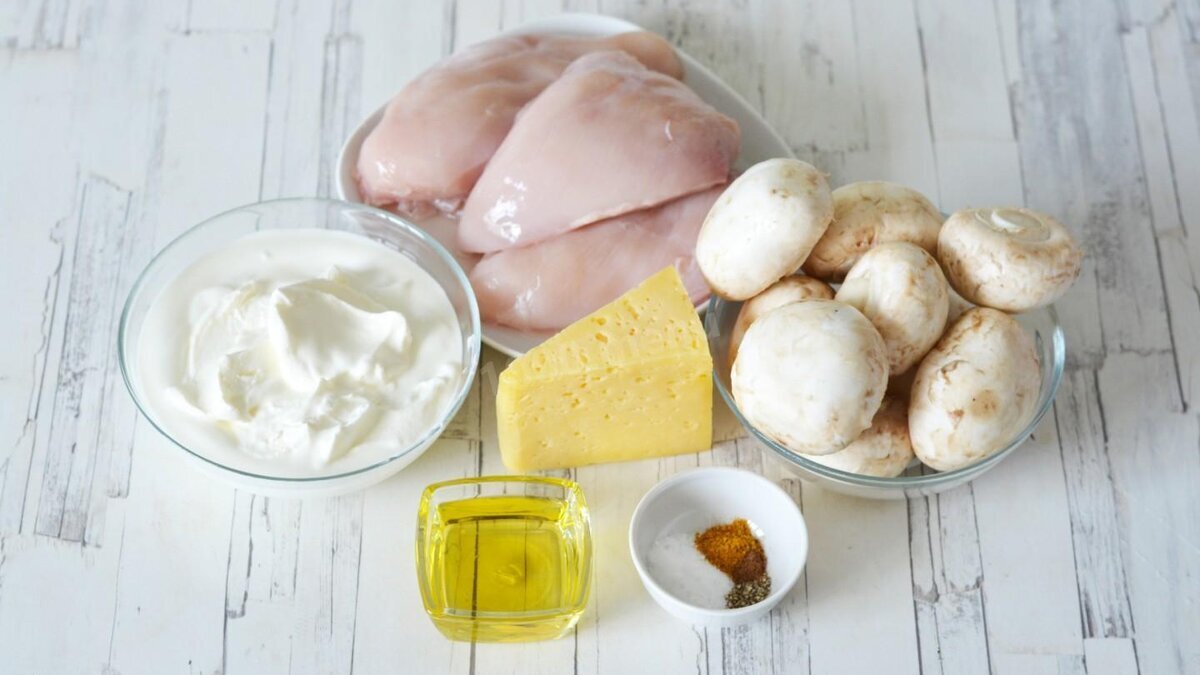 Recept na vepřové kotlety s houbami a taveným sýrem