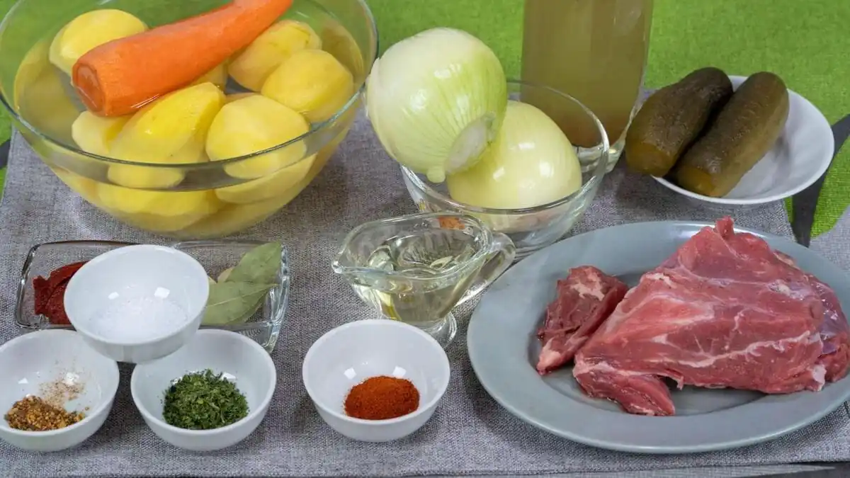 Samý titulovaný šéfkuchař na světě: „Nejlepší brambory se dělají s 250 ml masového vývaru, cibulí a hořčicí“ 3 Samý titulovaný šéfkuchař na světě: „Nejlepší brambory se dělají s 250 ml masového vývaru, cibulí a hořčicí“