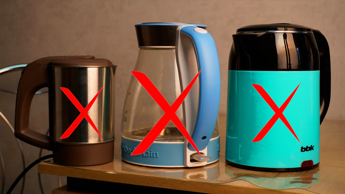 Sbohem, rychlovarné konvice. Přichází nové řešení, které vůbec nezabírá místo