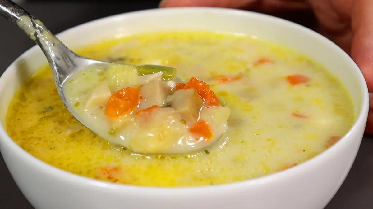 Jídlo, díky kterému vděčíš za svého nového kluka: recept na klasickou „polévku na lov ženichů“ 2 Jídlo, díky kterému vděčíš za svého nového kluka: recept na klasickou „polévku na lov ženichů“