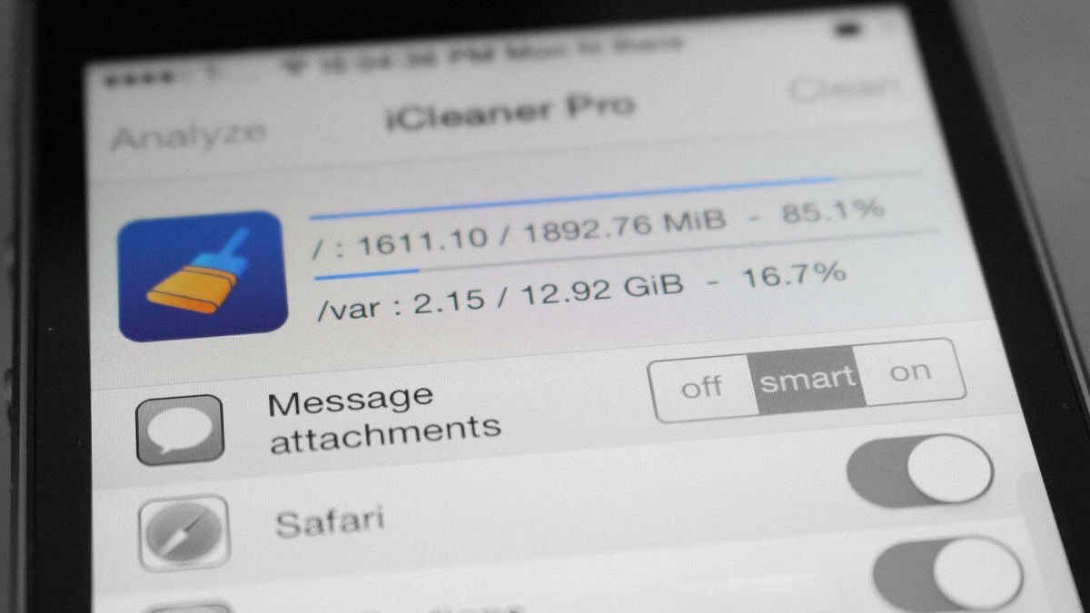 Když iPhone začne zpomalovat, jak „odlehčit“ systém