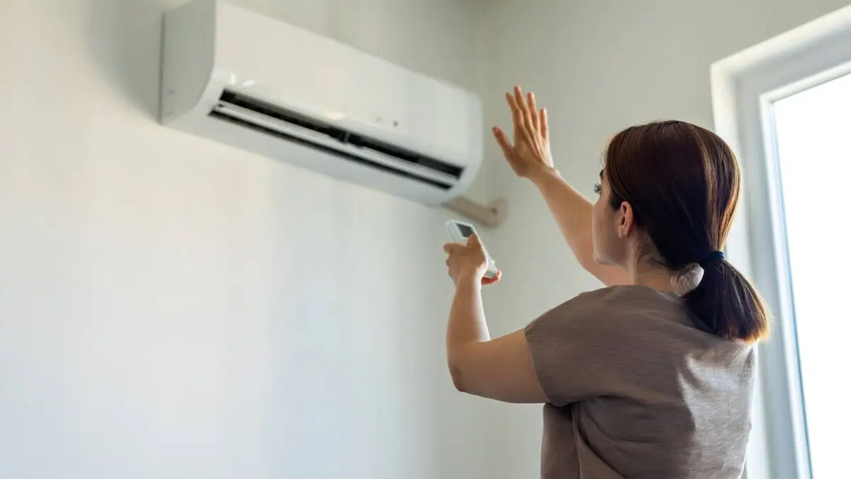 Vytápění klimatizací: jaká teplota je skutečně správná? Jak skloubit komfort, úsporu energie a péči o zdraví