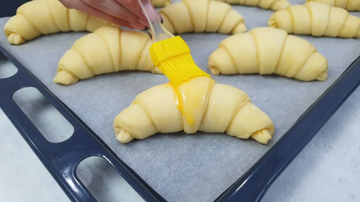 Rozmačkaný croissant: všichni se zbláznili do tohoto rychlého a chutného dezertu