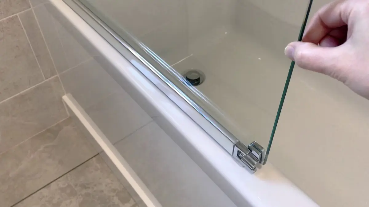 Sprchové závěsy už nejsou v módě: teď všichni dávají přednost této variantě, která je mnohem hezčí a pohodlnější