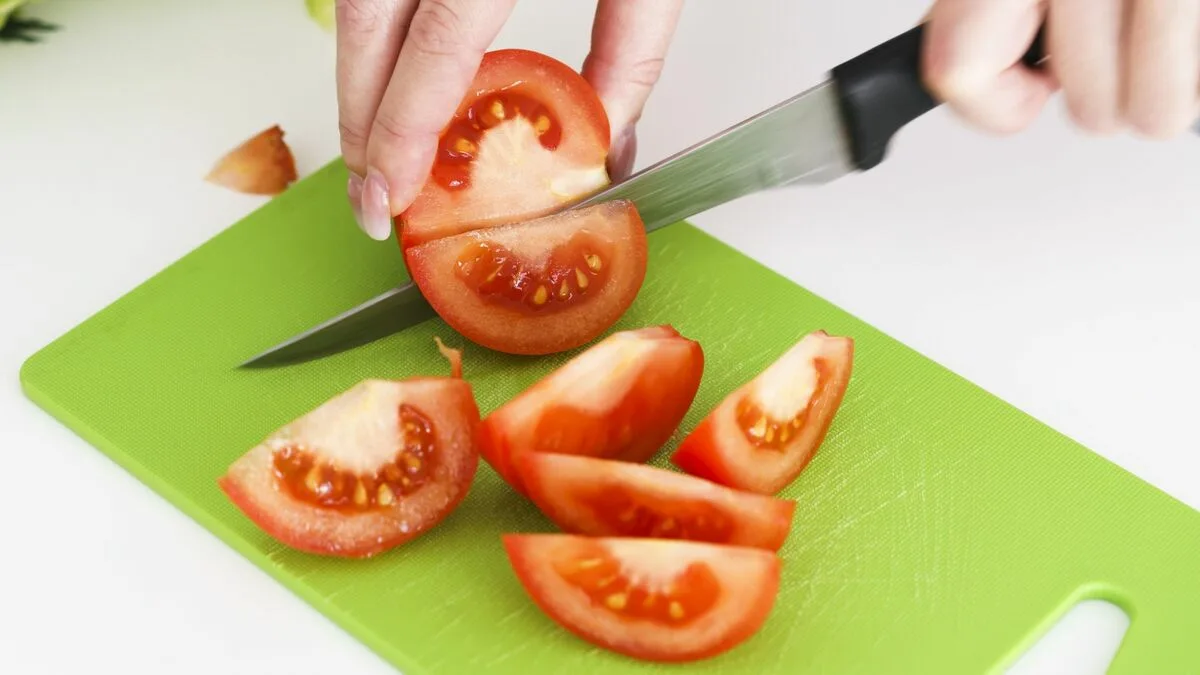 Dani García, šéfkuchař: „Aby byly ochucené rajčatové plátky dokonalé, nechte je 10 minut odpočinout, aby pustily šťávu“ 3 Dani García, šéfkuchař: „Aby byly ochucené rajčatové plátky dokonalé, nechte je 10 minut odpočinout, aby pustily šťávu“